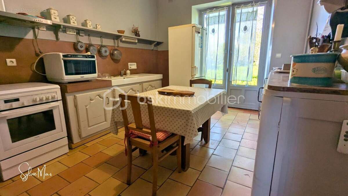 Maison à MONTAYRAL