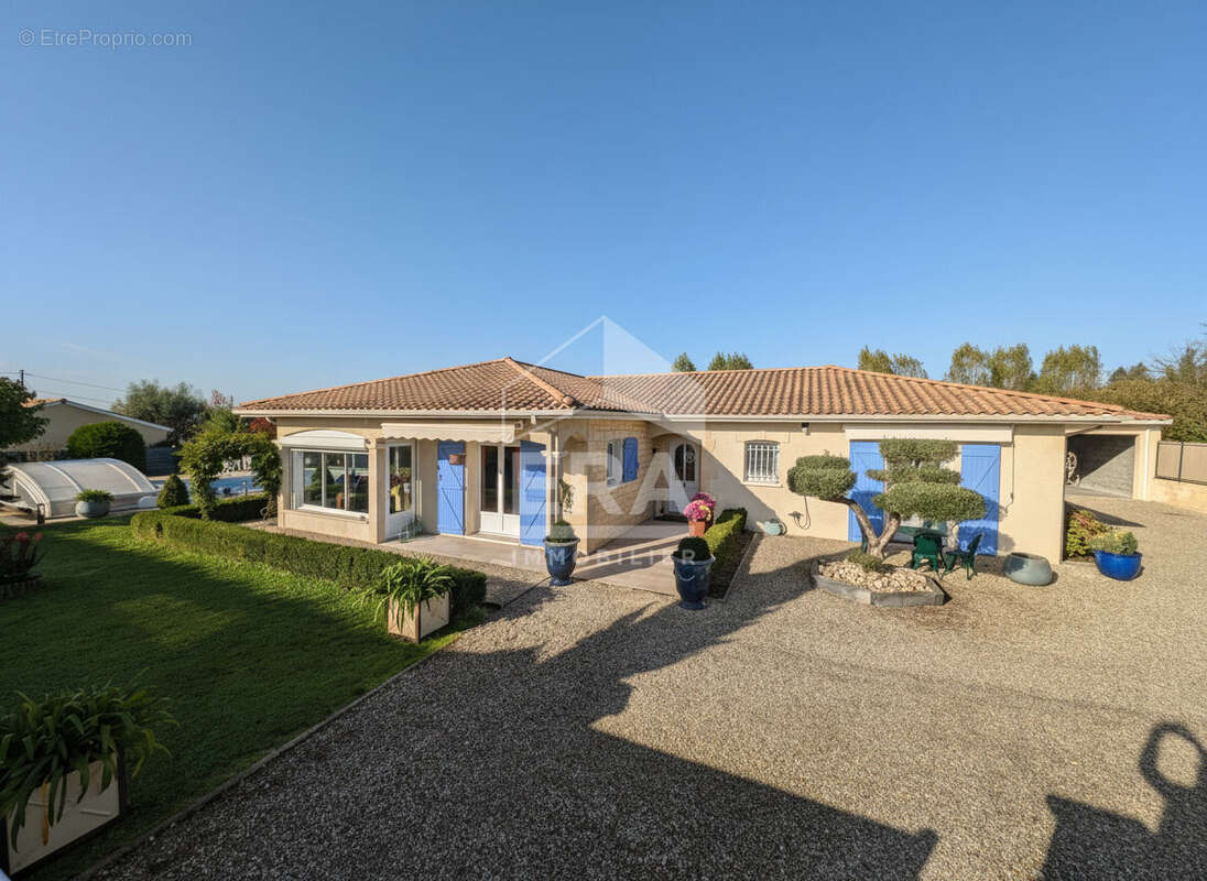 Maison à MONTPON-MENESTEROL