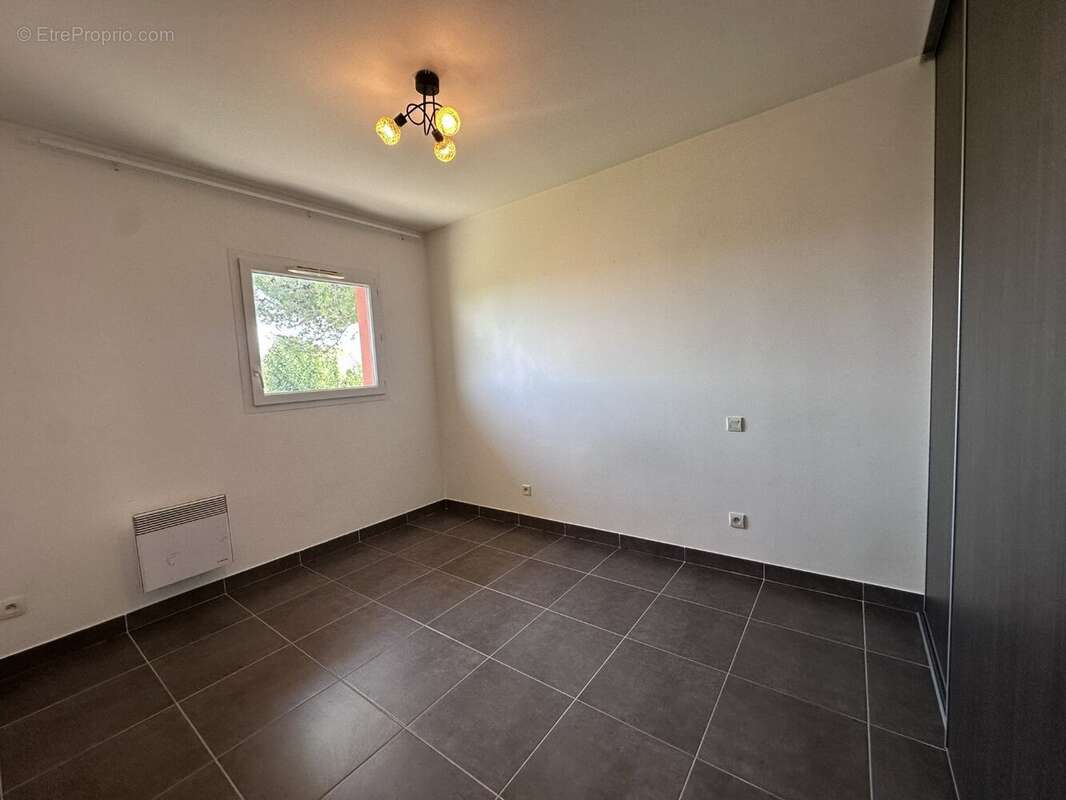 MONTPELLIER MALBOSC  Maison T4 duplex avec jardin plein sud, garage et stationnement - photo 9