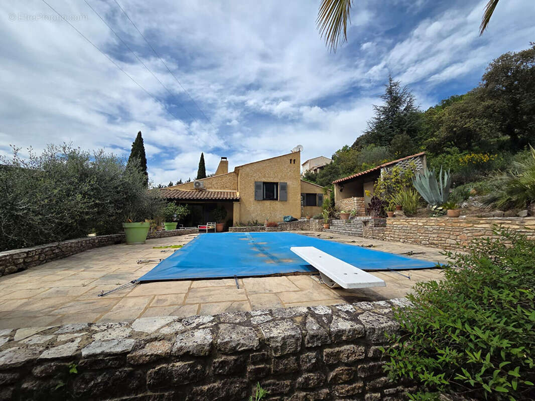 Maison à SAINT-MARTIN-D'ARDECHE