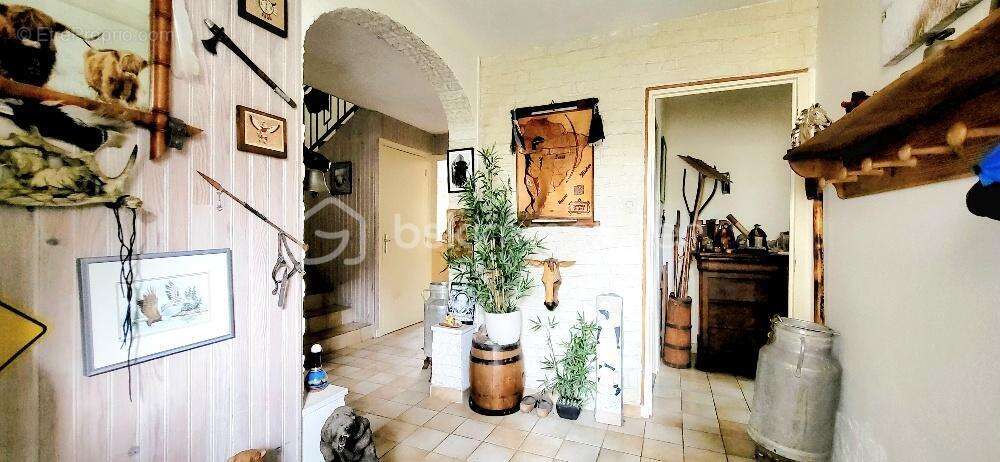 Maison à BEAUCROISSANT