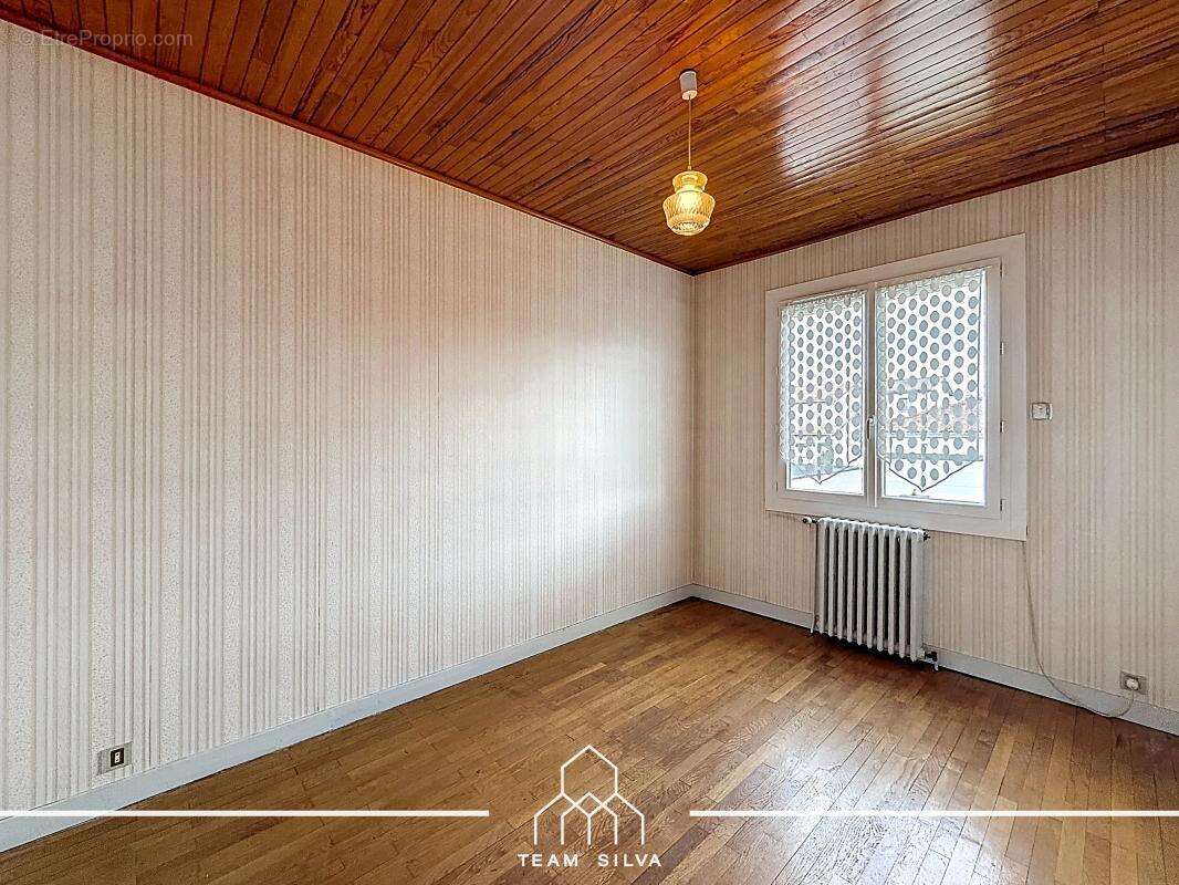 Maison 107 m² à Ternay  - photo 10