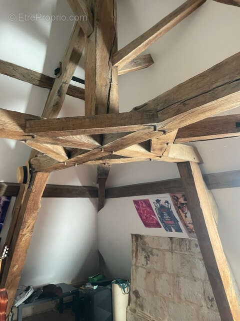 Maison à CONDE-SUR-HUISNE