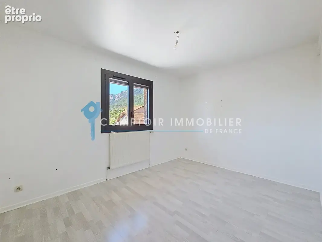Maison individuelle a vendre - crolles 38920 - agence immobiliere - gresivaudan - 38 - photo 13