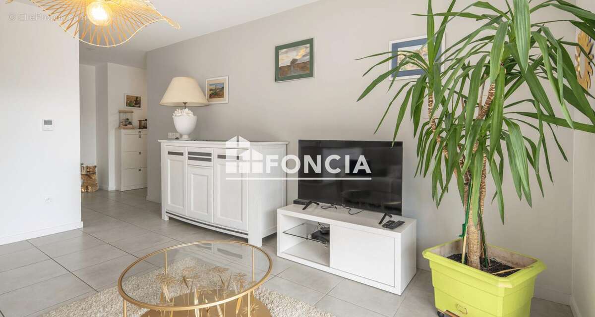 Appartement à LE PONT-DE-CLAIX
