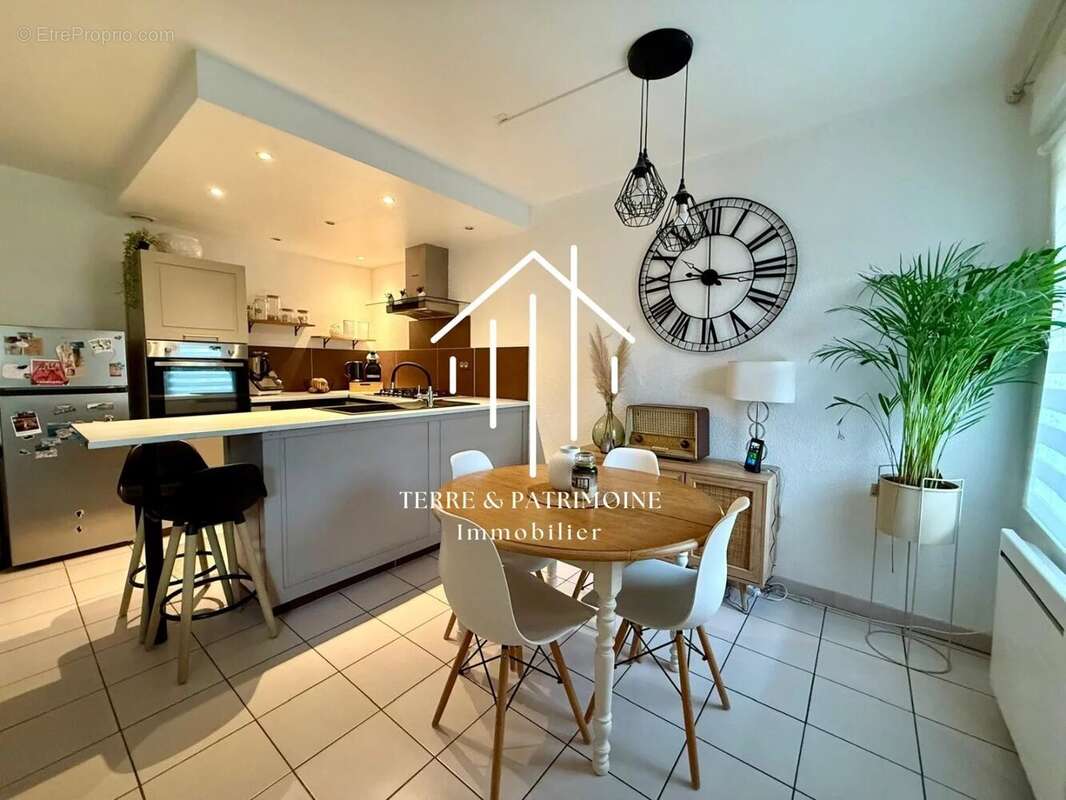 Appartement à AUBENAS