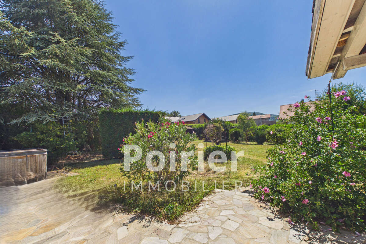 Maison traditionnelle de plain-pied - photo 3