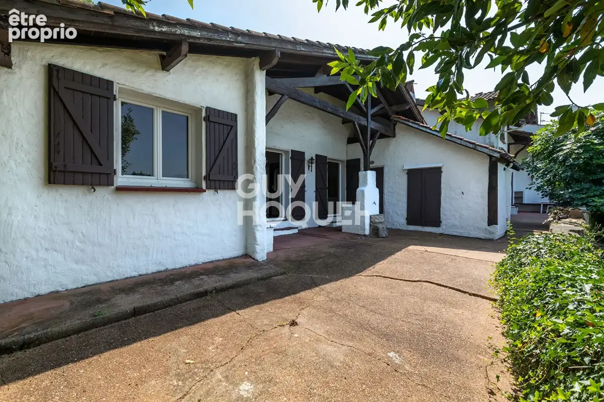 Maison SAINT JEAN DE LUZ 12 Pièces 250 m² - photo 17