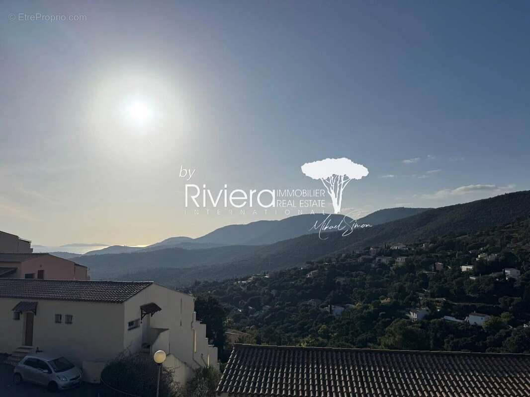 Appartement à LA CROIX-VALMER