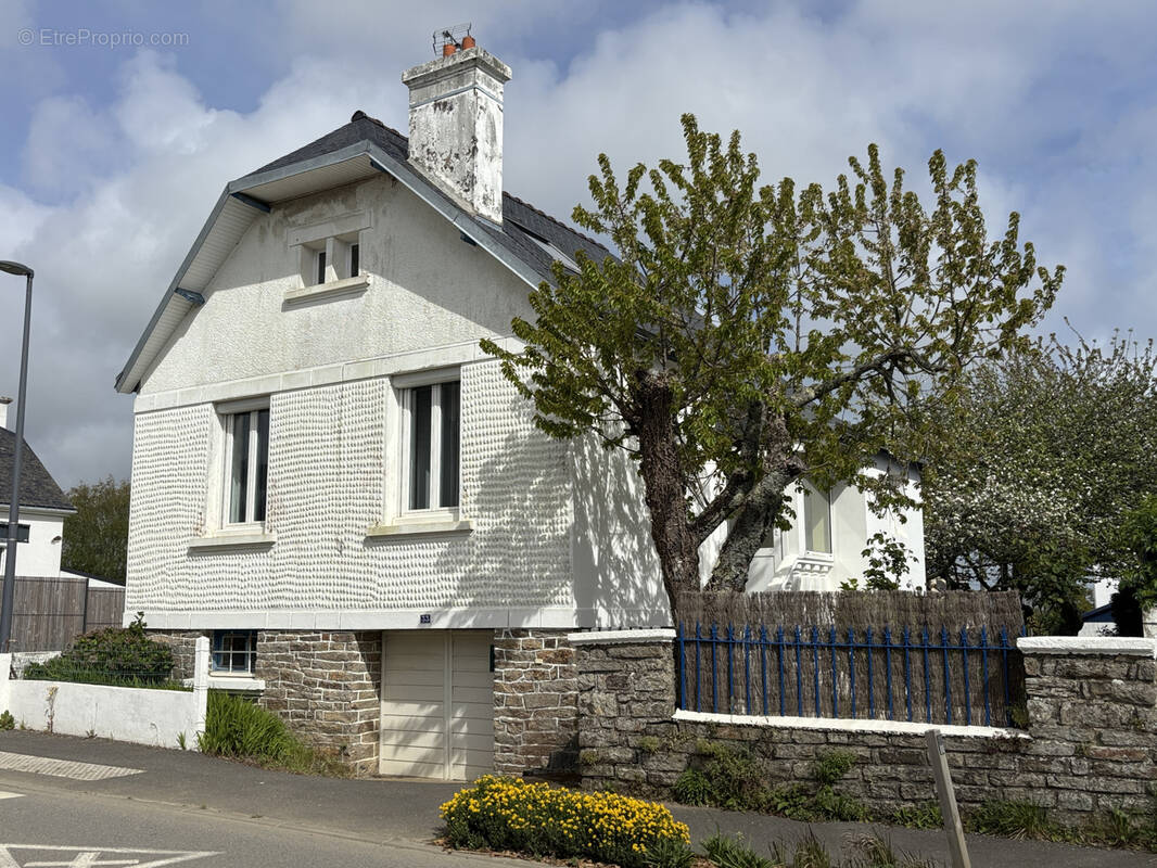 Maison à CLOHARS-CARNOET