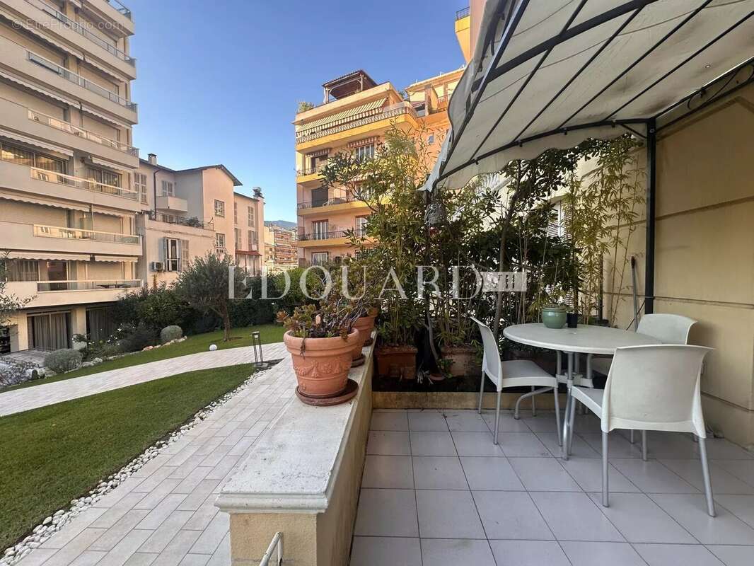 Appartement à MENTON