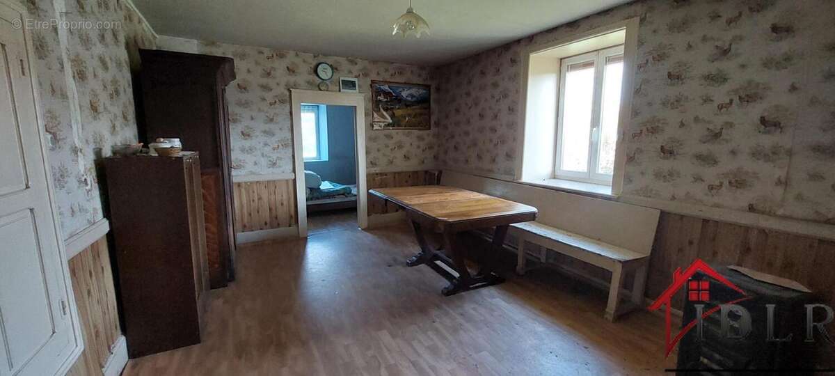 Ancienne ferme à renover avec étang,3 hectares de terrain - photo 19