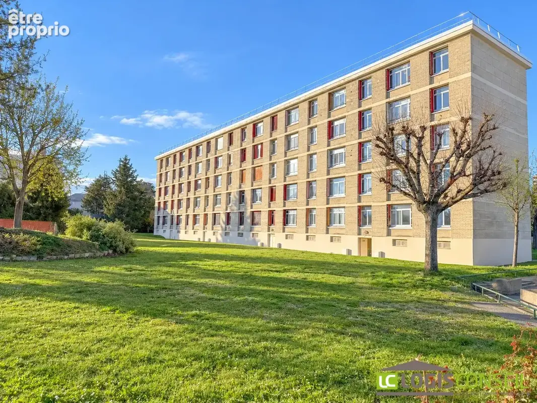 Appartement 4 pièces 56 m² · à Chatillon · 56,3 m² · 320 000 €