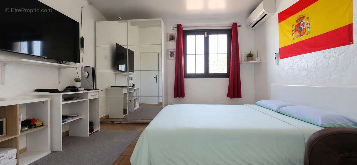 Maison 170m² à saint-laurent-du-var - photo 7