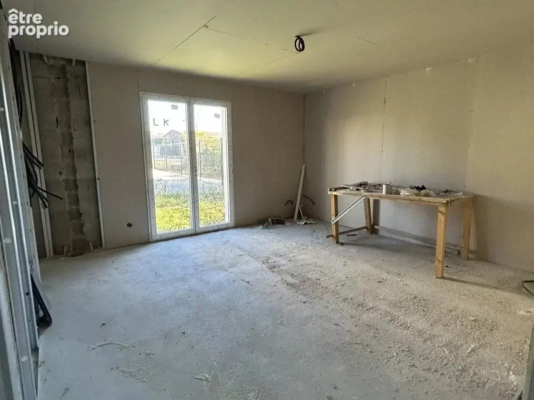 Mouroux - maison neuve 140 m² à terminer - 8 pièces - fort potentiel - photo 2