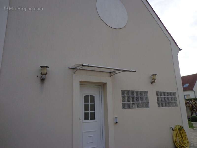 Maison à PONT-SAINTE-MAXENCE