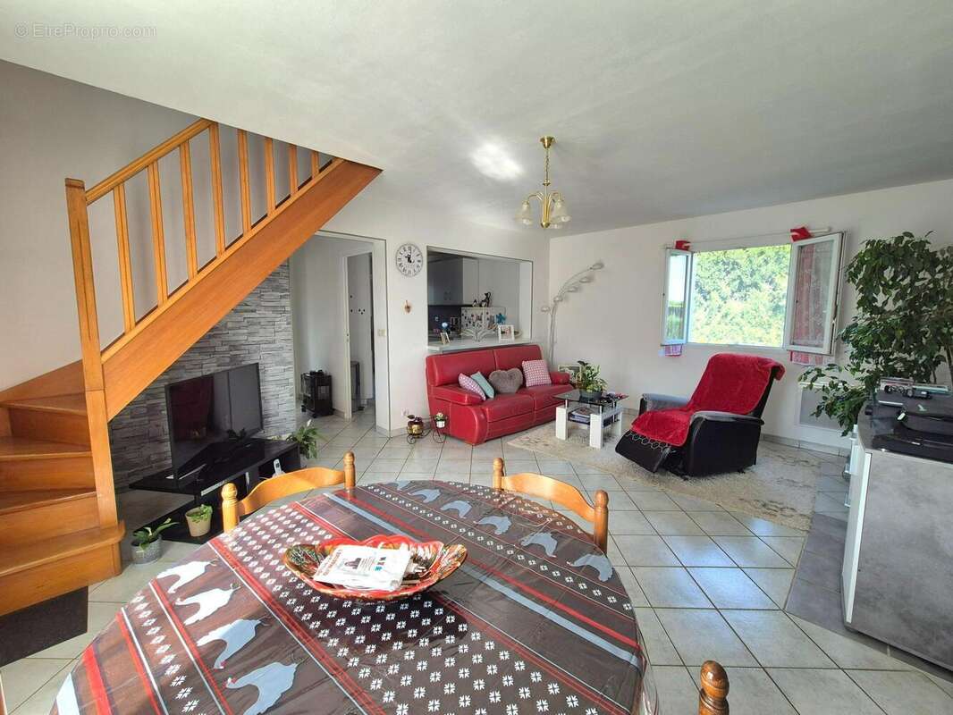 Maison 94 m² à Villiers-En-Desoeuvre  - photo 4