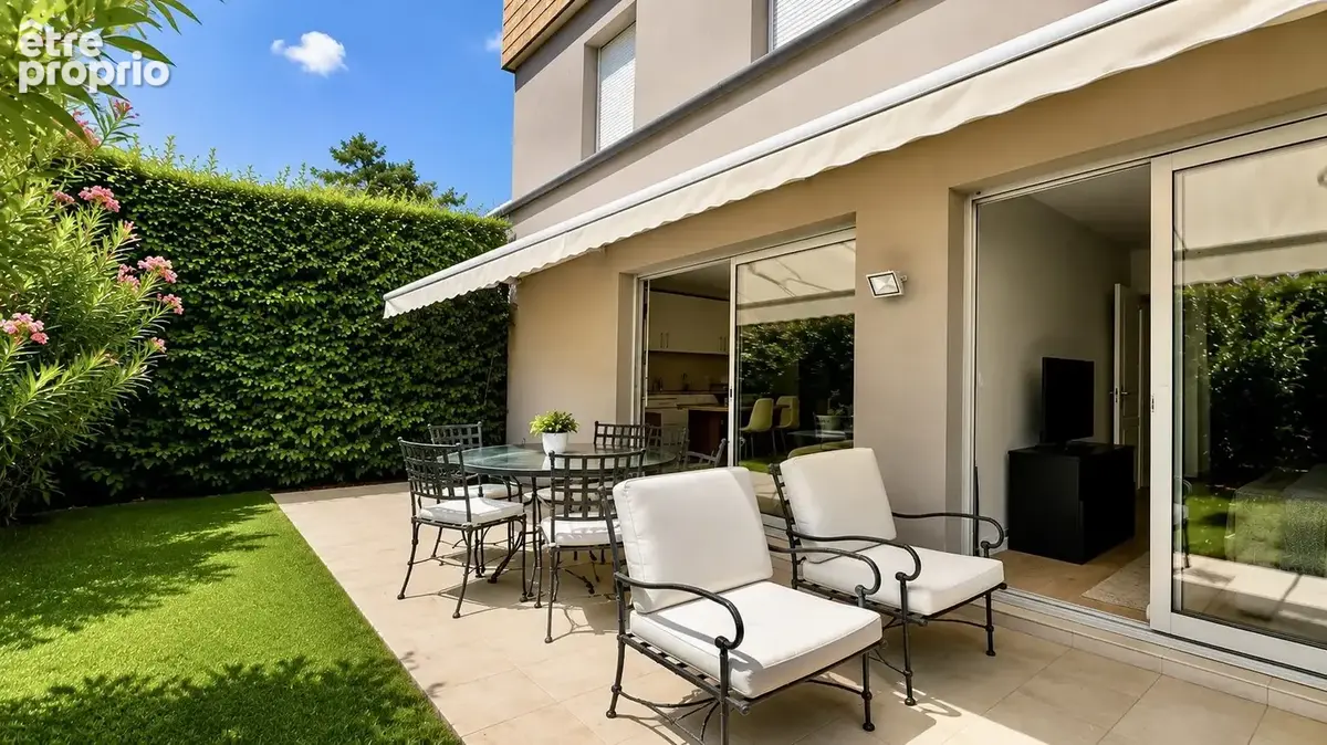 Appartement à VALBONNE