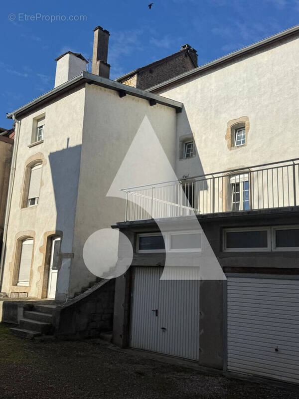 Appartement à NEUFCHATEAU