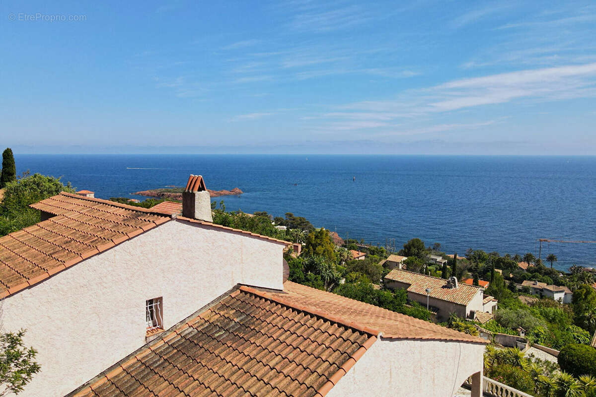 EXCLUSIVITE Villa  vue mer panoramique. - photo 16