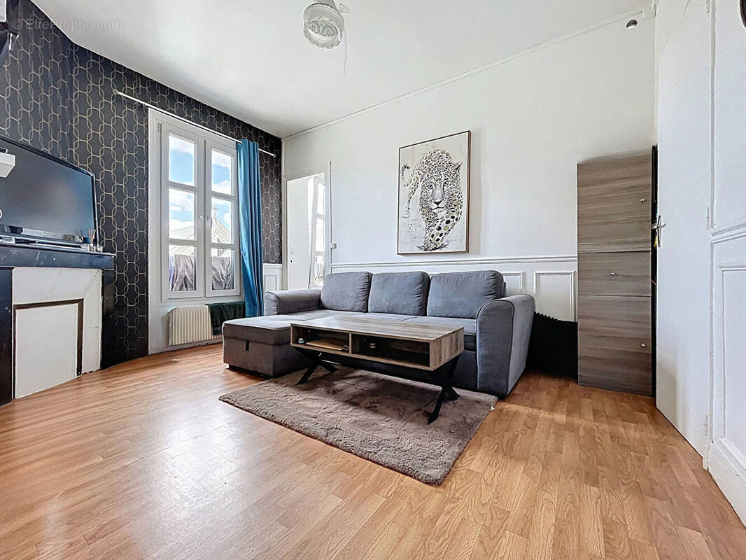 Appartement à LIMEIL-BREVANNES