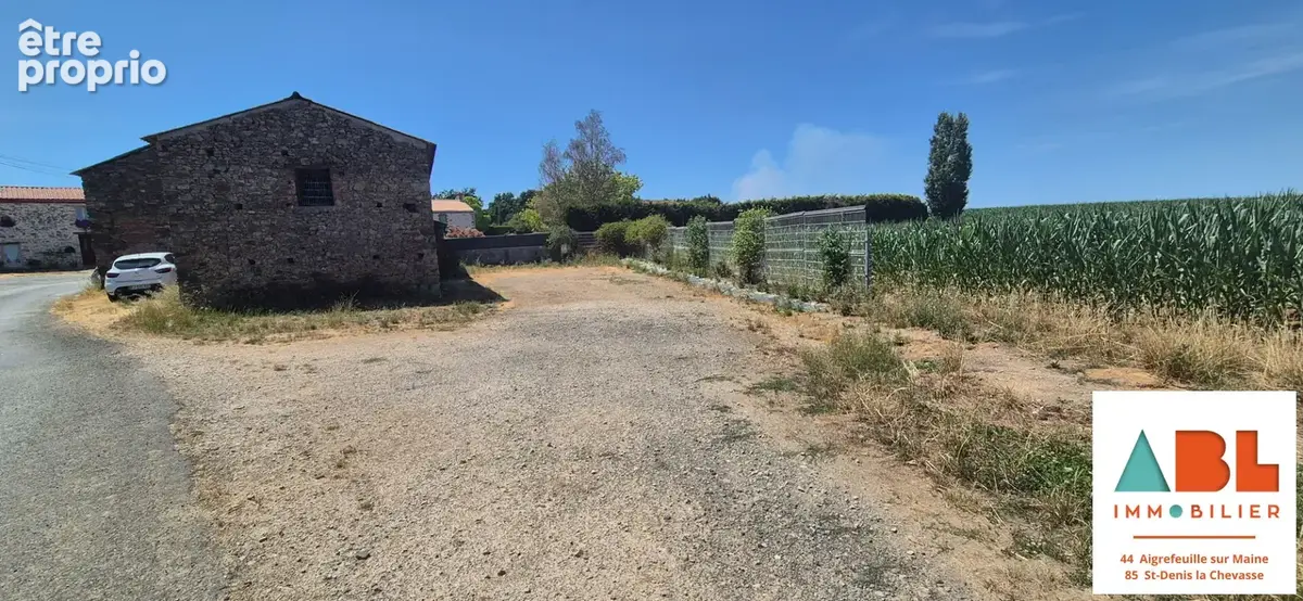 Grange en pierre à réhabiliter - Fort potentiel - Chauché - photo 4