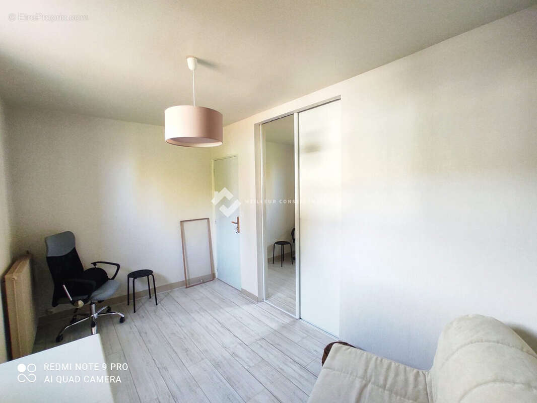 Maison 75 m² à Mandres-Les-Roses  - photo 7