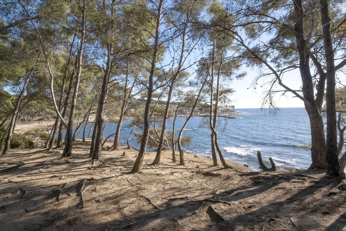 Appartement à SAINT-MANDRIER-SUR-MER