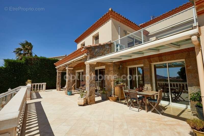 Superbe Villa Dominant l'Étang de Thau à vendre à Bouzigues - photo 20
