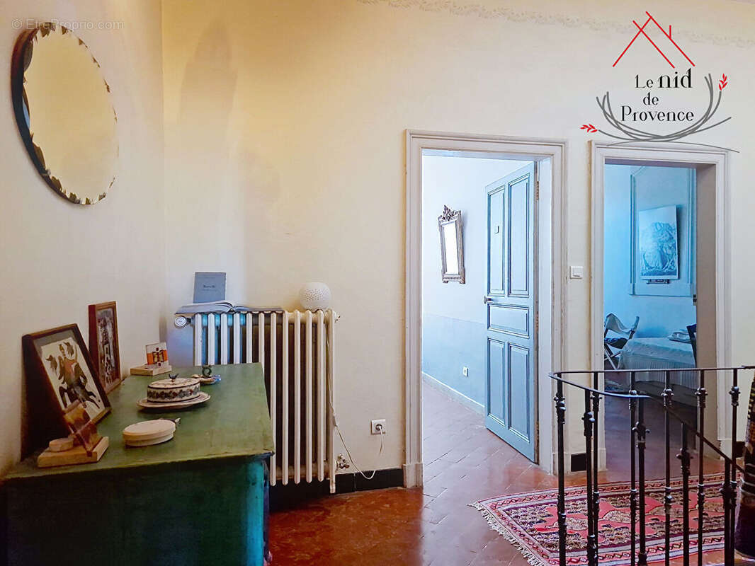 Maison à SAINTE-CECILE-LES-VIGNES