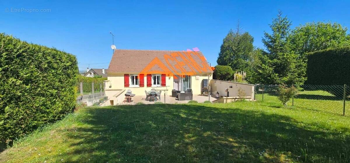 Maison à VIARMES