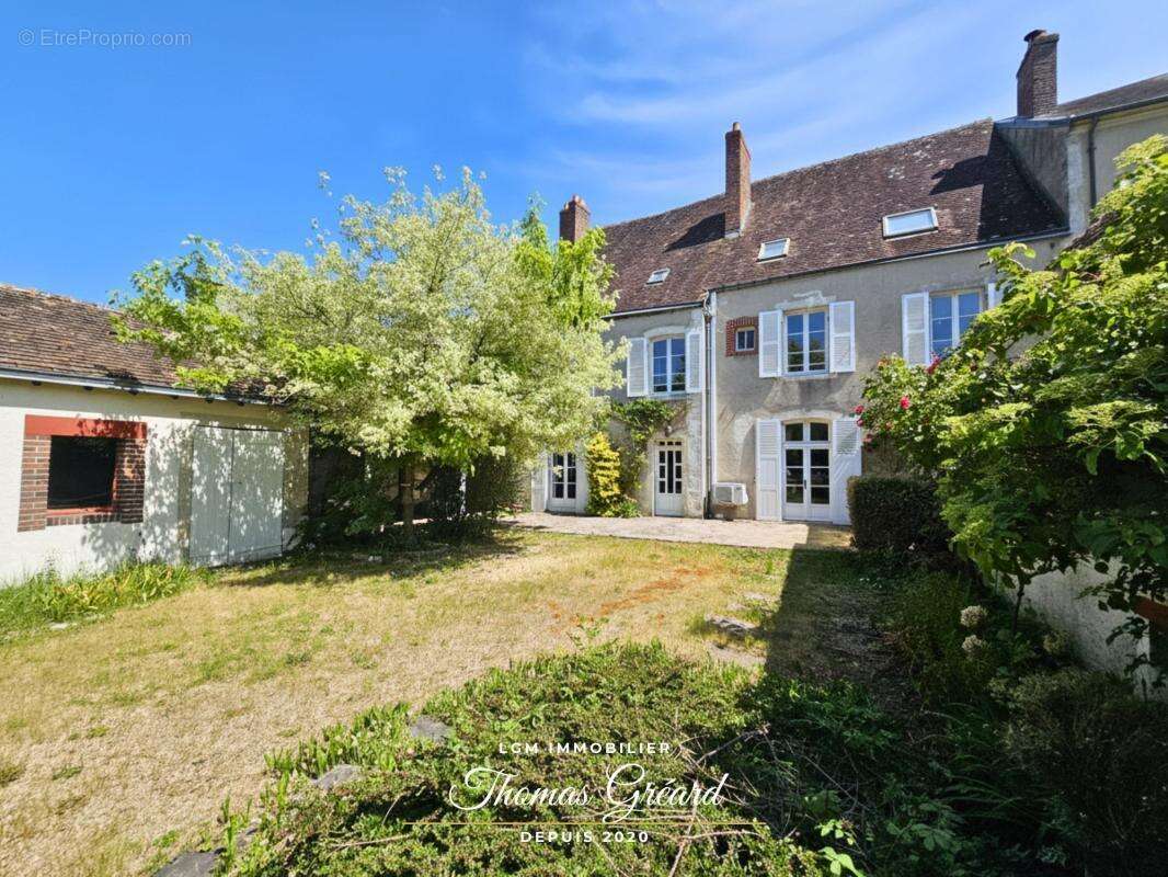 Maison à CLOYES-SUR-LE-LOIR