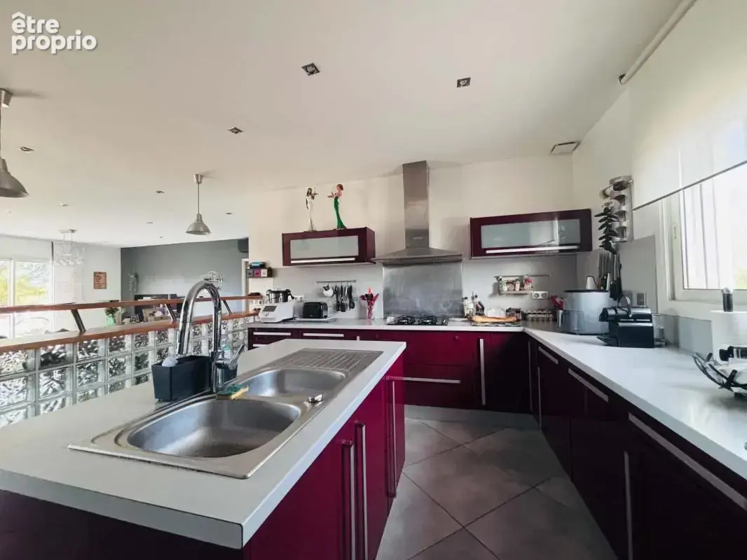 Maison plain pied avec piscine - double garage - photo 14