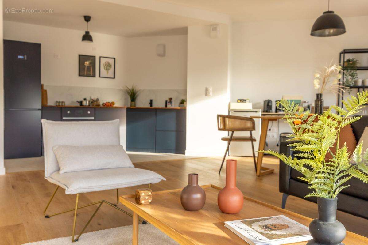 Appartement T4 avec terrasse - photo 4