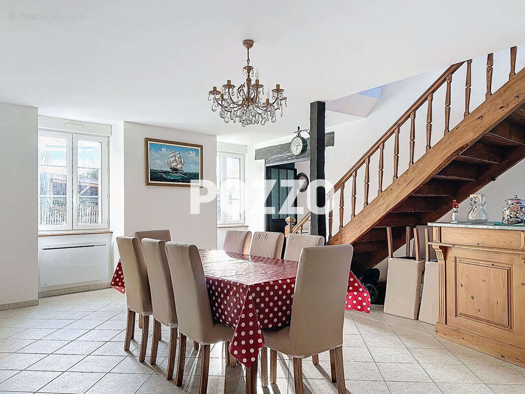 Maison à SAINT-JEAN-LE-THOMAS