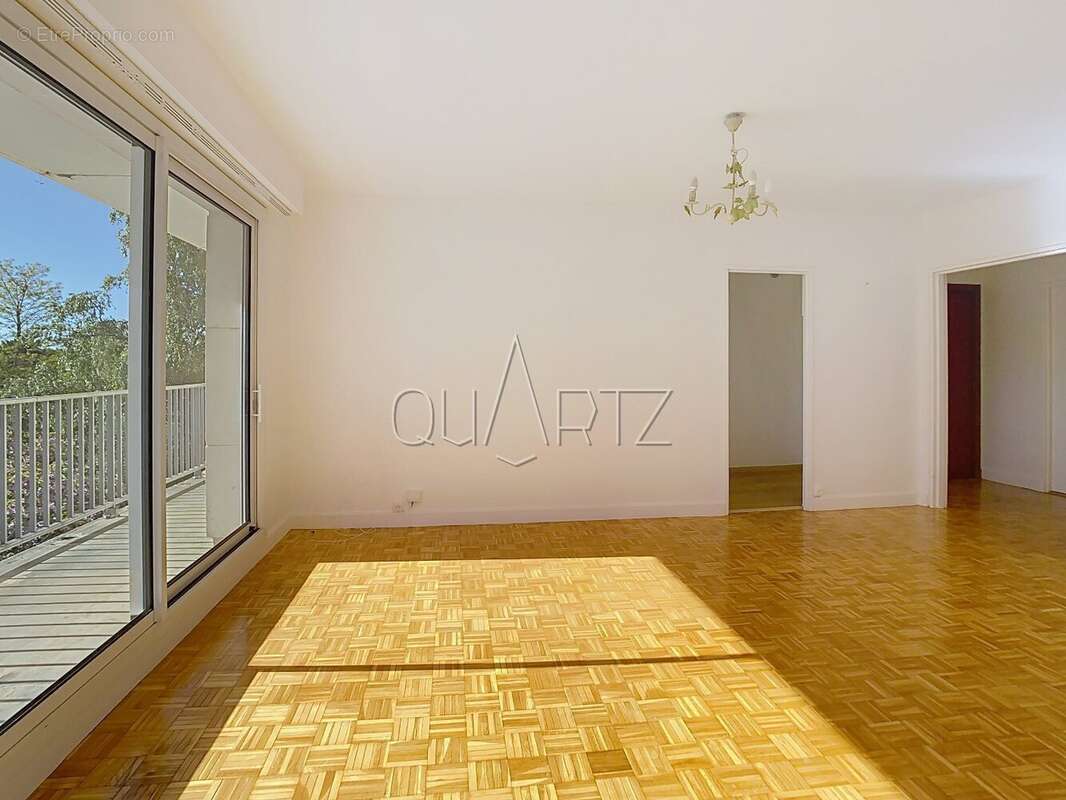 Appartement à VERSAILLES