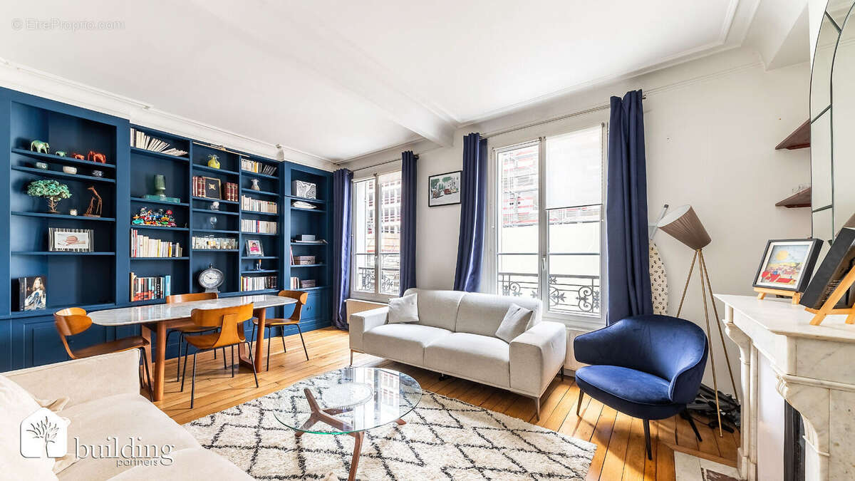 Appartement à NEUILLY-SUR-SEINE