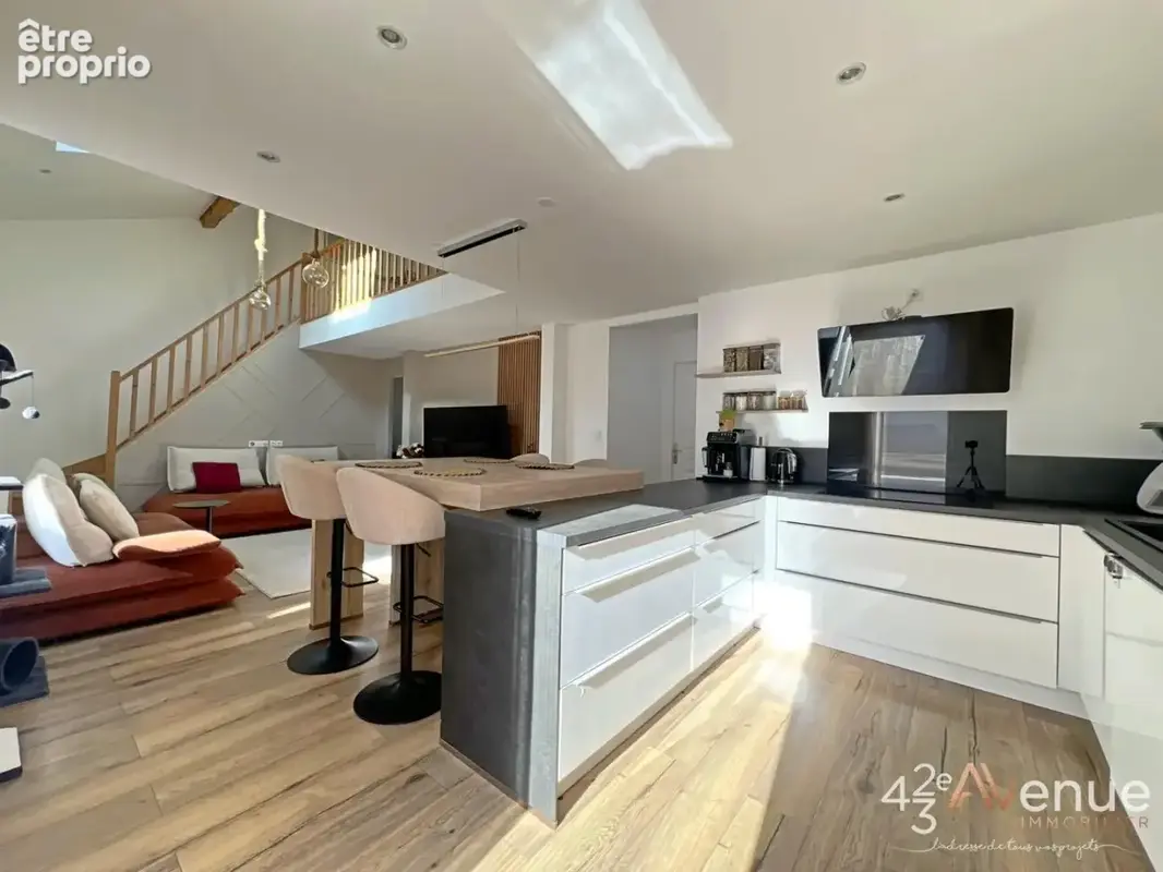 Appartement 9 pièces 169 m² à vendre à Saint-Etienne (42000) - photo 9