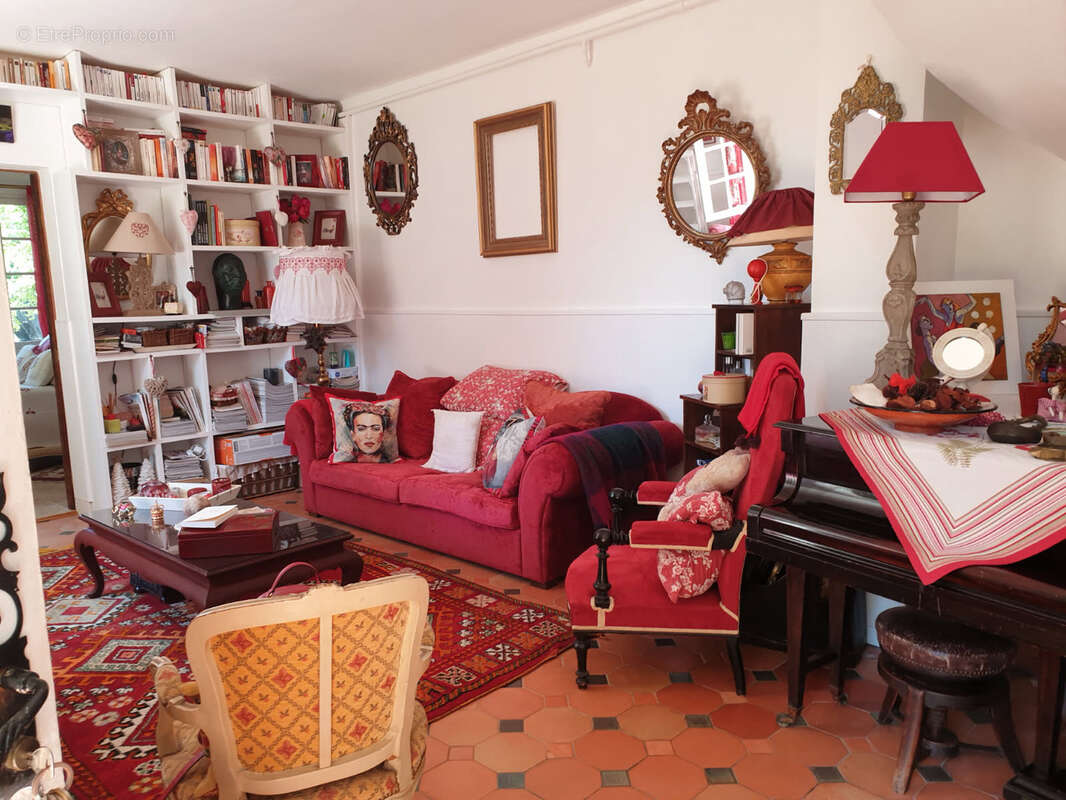 Maison à SAINT-ELIPH