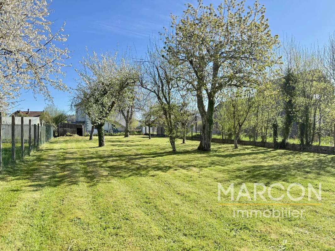 Maison à BENEVENT-L&#039;ABBAYE