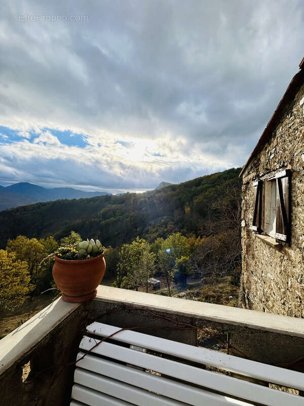 Maison à MONTFERRER