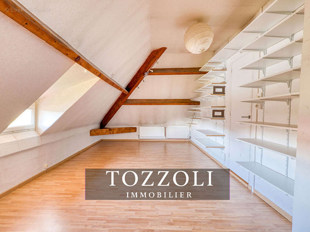 Maison à LA VERPILLIERE