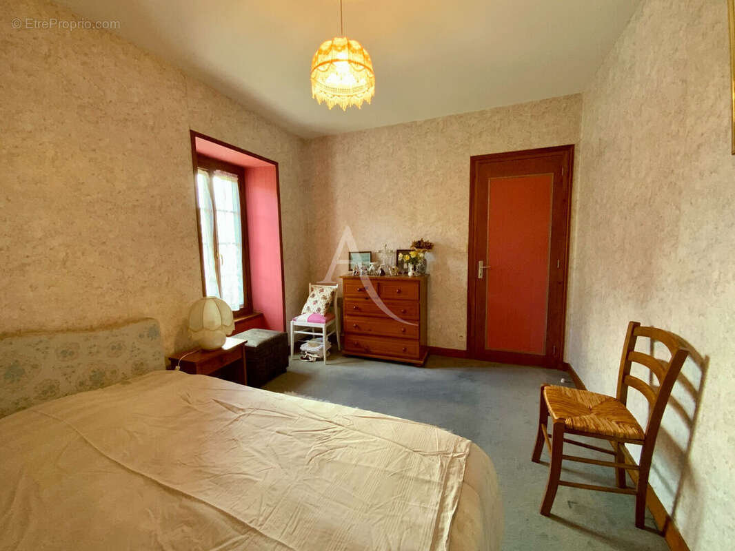 Maison à MIRAMBEAU