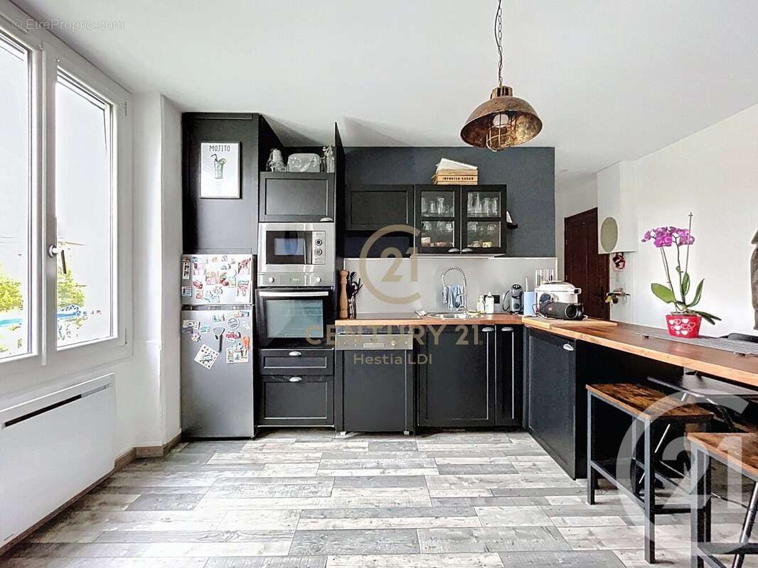 Appartement à GRIGNY