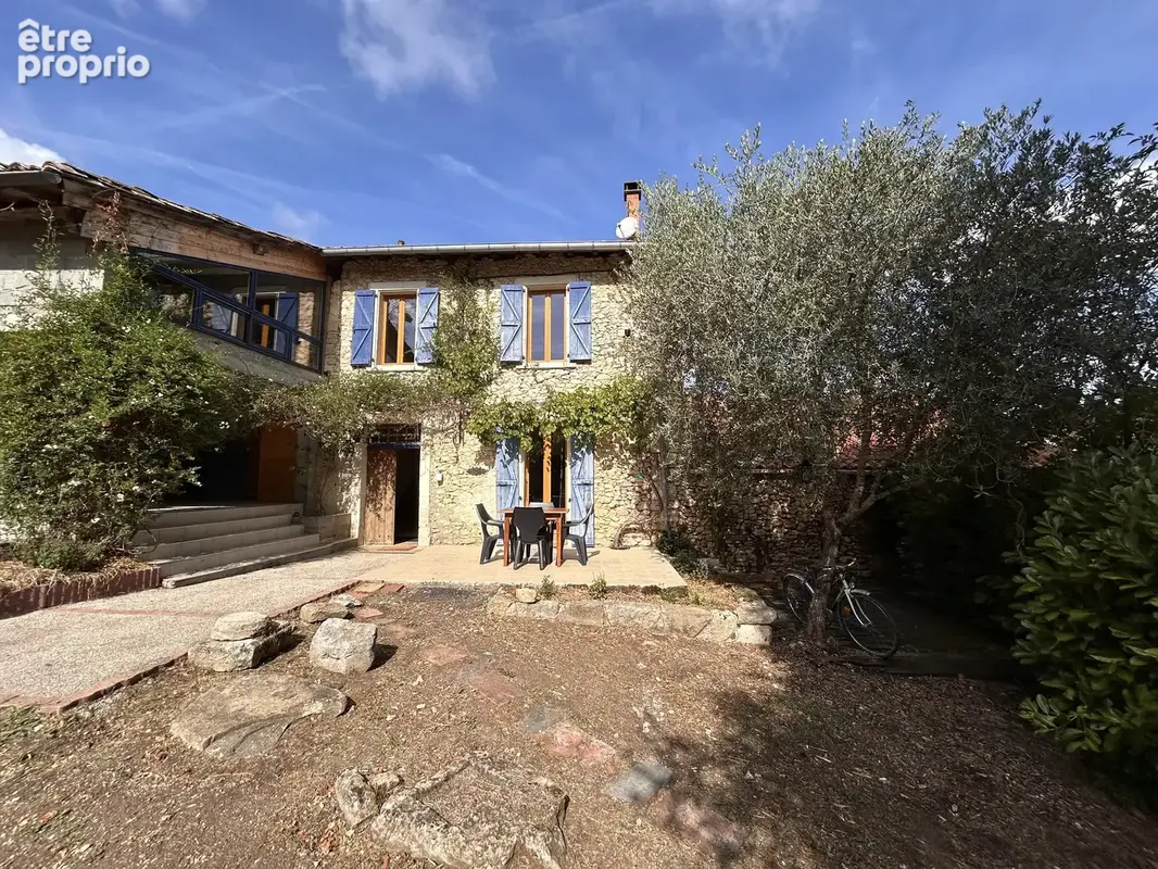 Maison à AURIGNAC