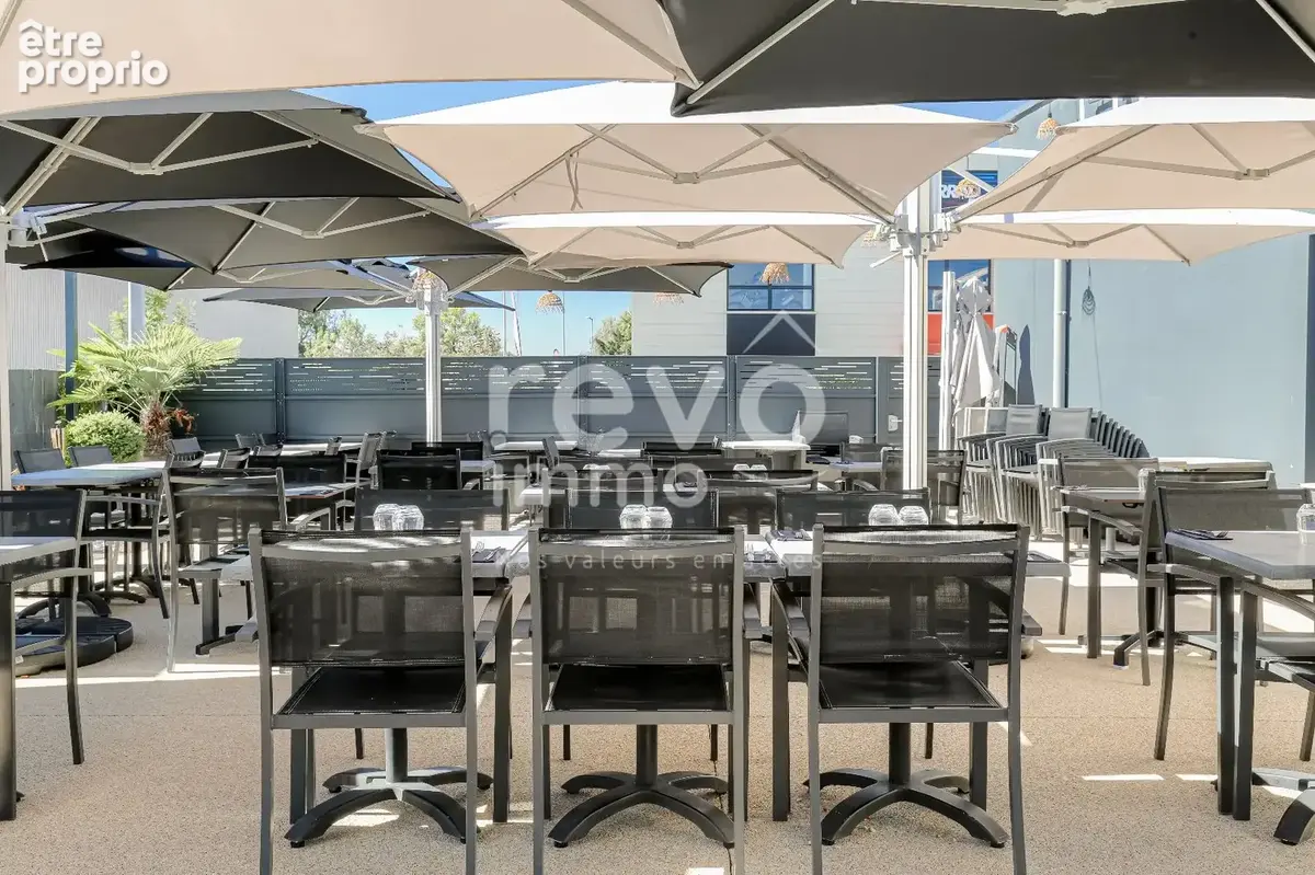 Fonds de commerce restaurant  CA 542 K  140 places  grande terrasse  faible loyer - photo 13