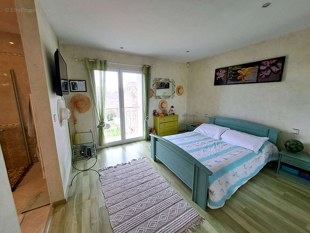 Maison à SAINT-JEAN-DE-TOUSLAS