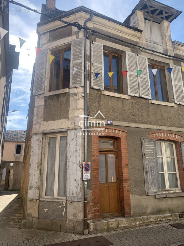 Appartement à CHATILLON-COLIGNY