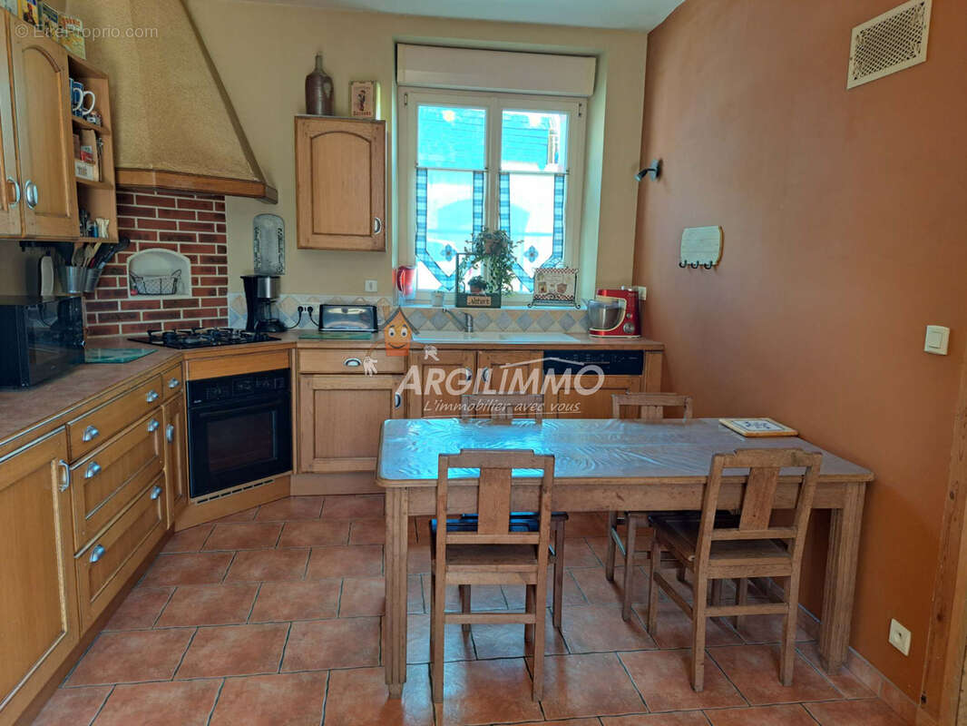 Maison à SAINT-CALAIS