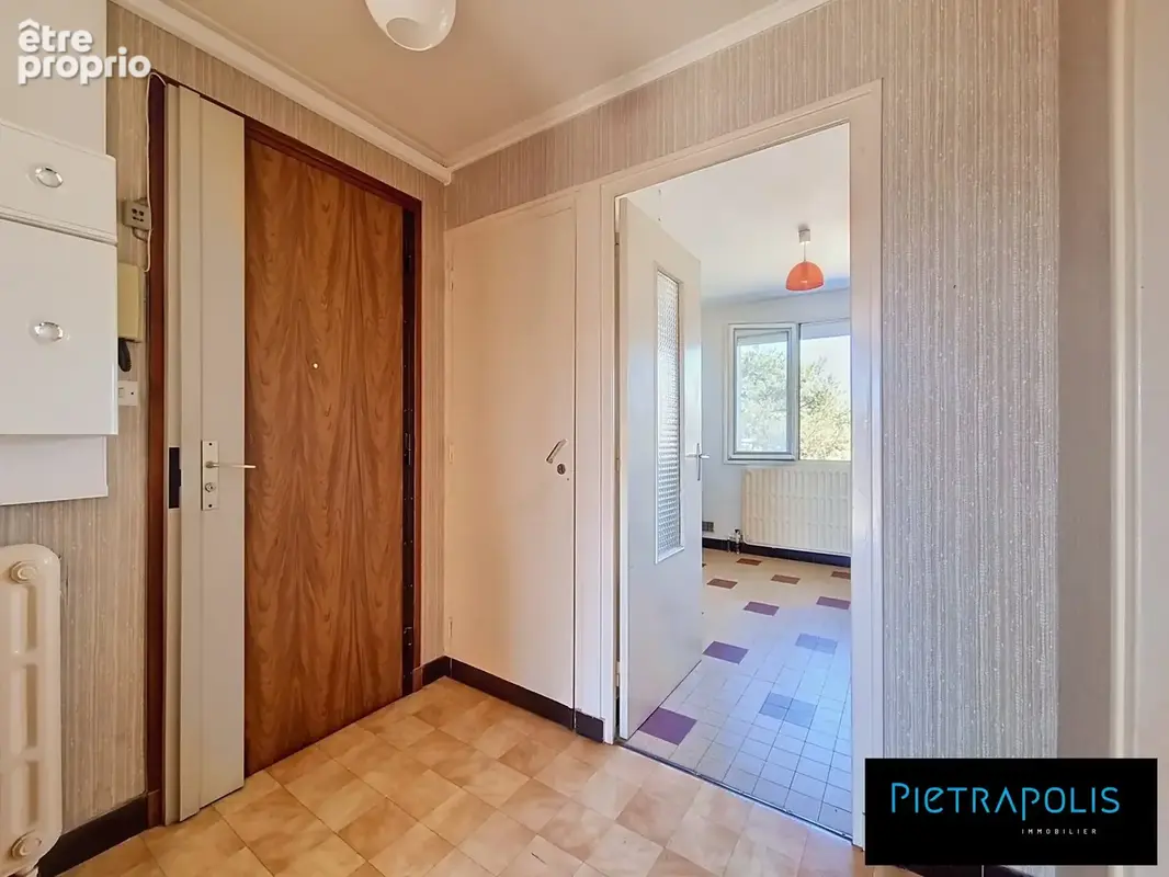 Appartement 4 pièces 83 m² à vendre à Decines-Charpieu (69150) - photo 6